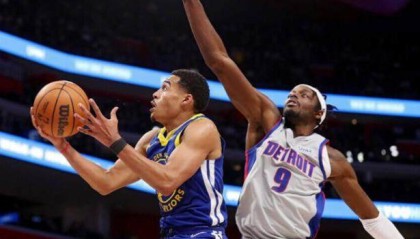 开云体育官方网-四位核心轮换缺阵 普尔将勇士扛在肩上延续胜势