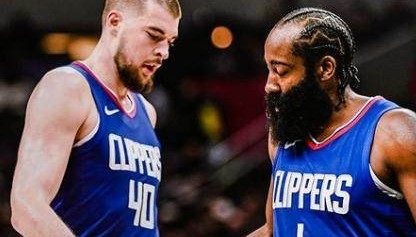 开云体育官方网-【现场】“空接之城”再次上演 快艇旧将联手暴砍56分