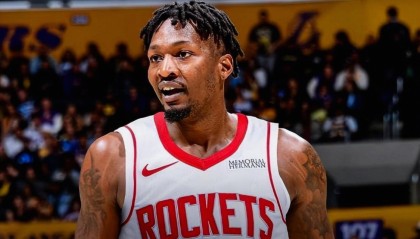 错失主力，媒体评火箭签下史密斯略显着急，老鹰沃克或是更好人选