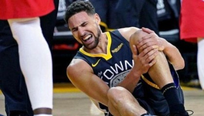 开云体育官方网-从汤普森的视角看欧文受伤 人生剧本或许早已写好